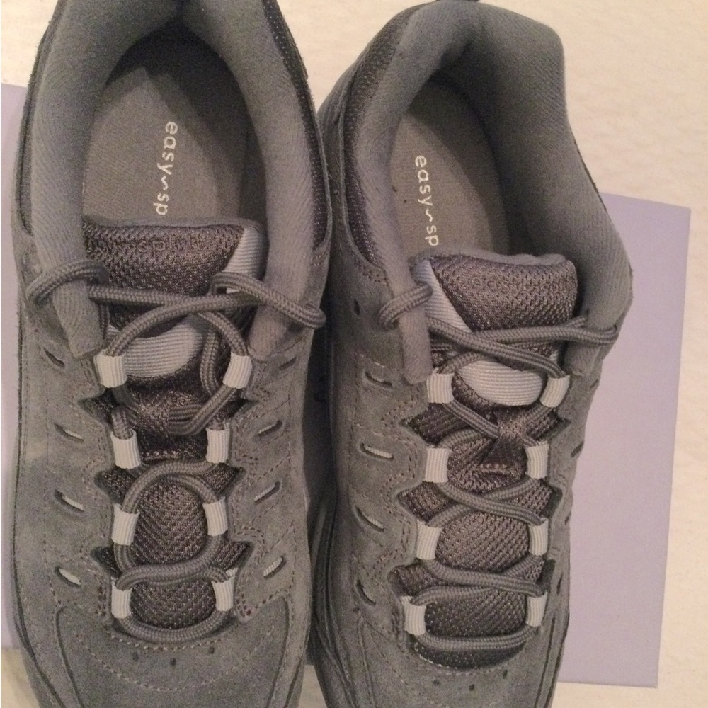 Easy Spirit Romy walking shoe - Picture 2 of 6